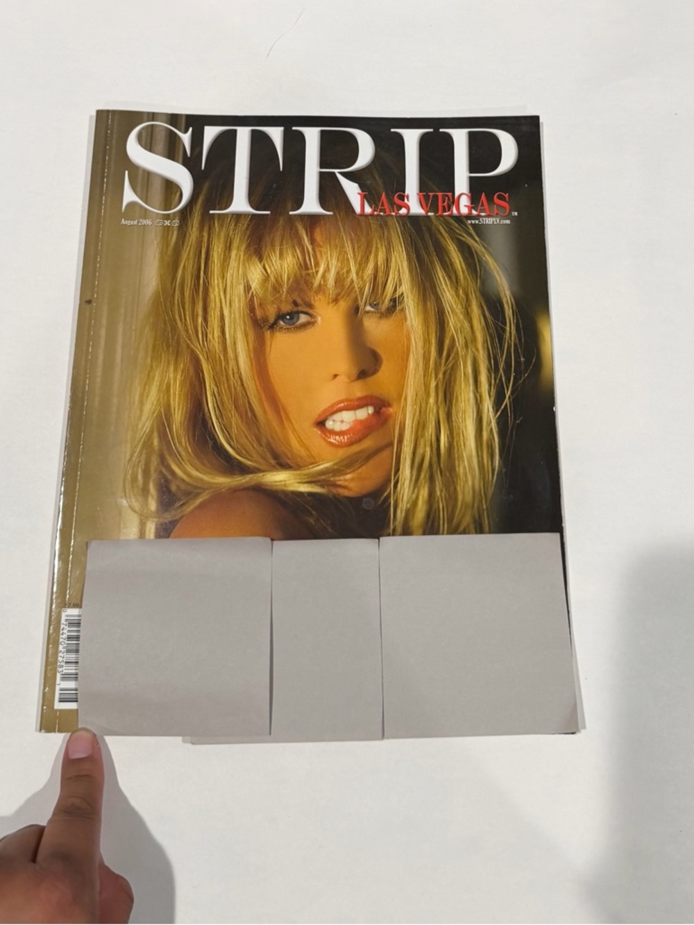 Strip Las Vegas Magazine - Blonde Cover Model, Gold & Blonde
